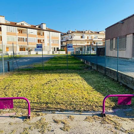 Hotel Julia Llido Degli Estensi Εξωτερικό φωτογραφία