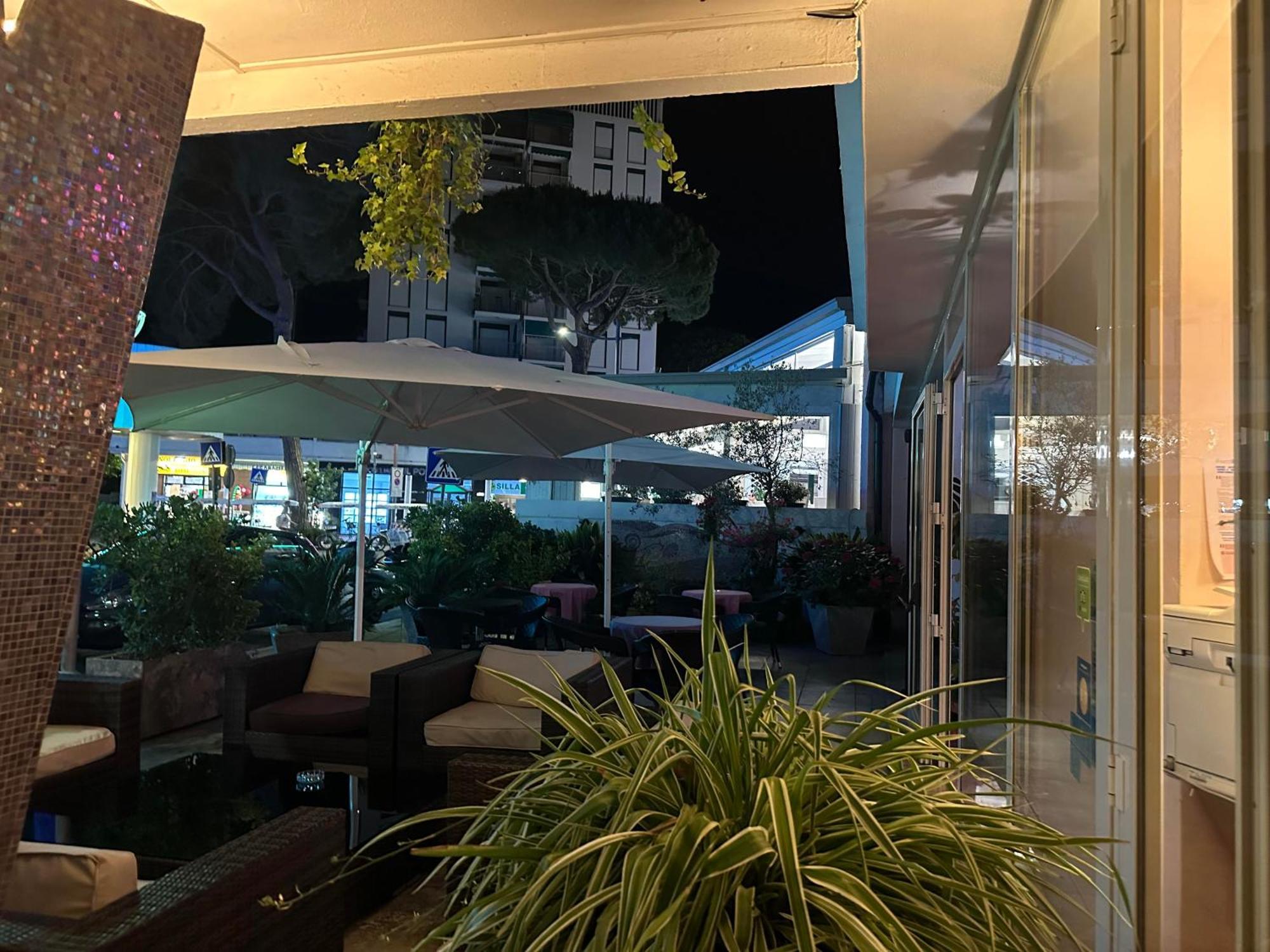 Hotel Julia Llido Degli Estensi Εξωτερικό φωτογραφία