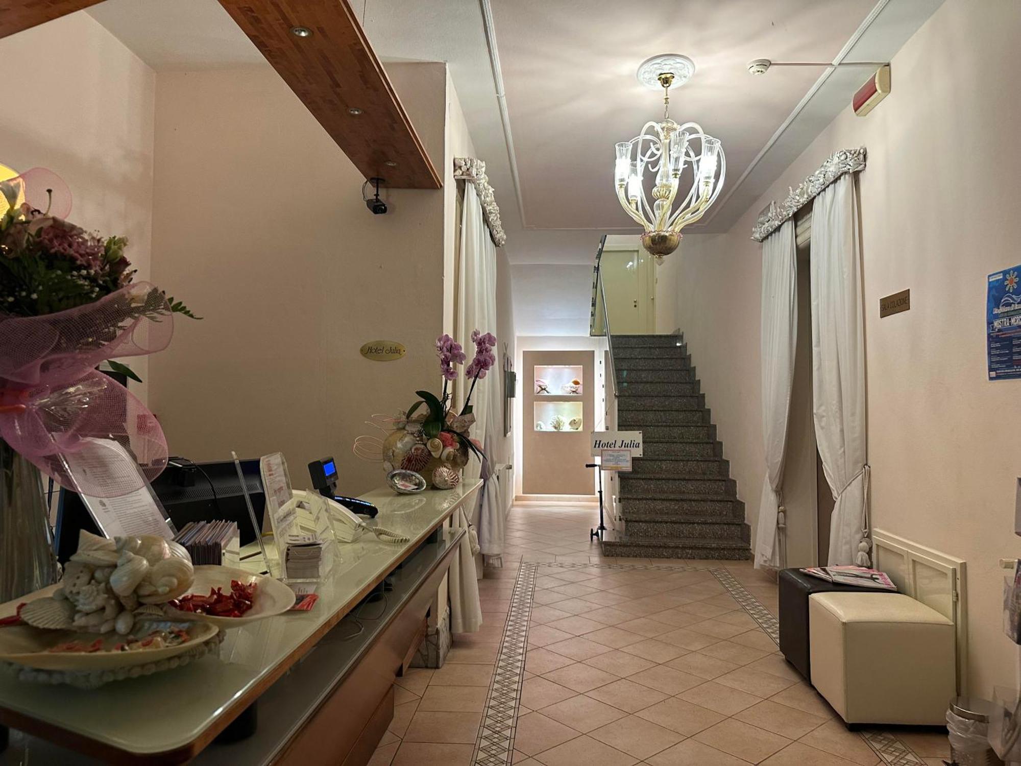 Hotel Julia Llido Degli Estensi Εξωτερικό φωτογραφία