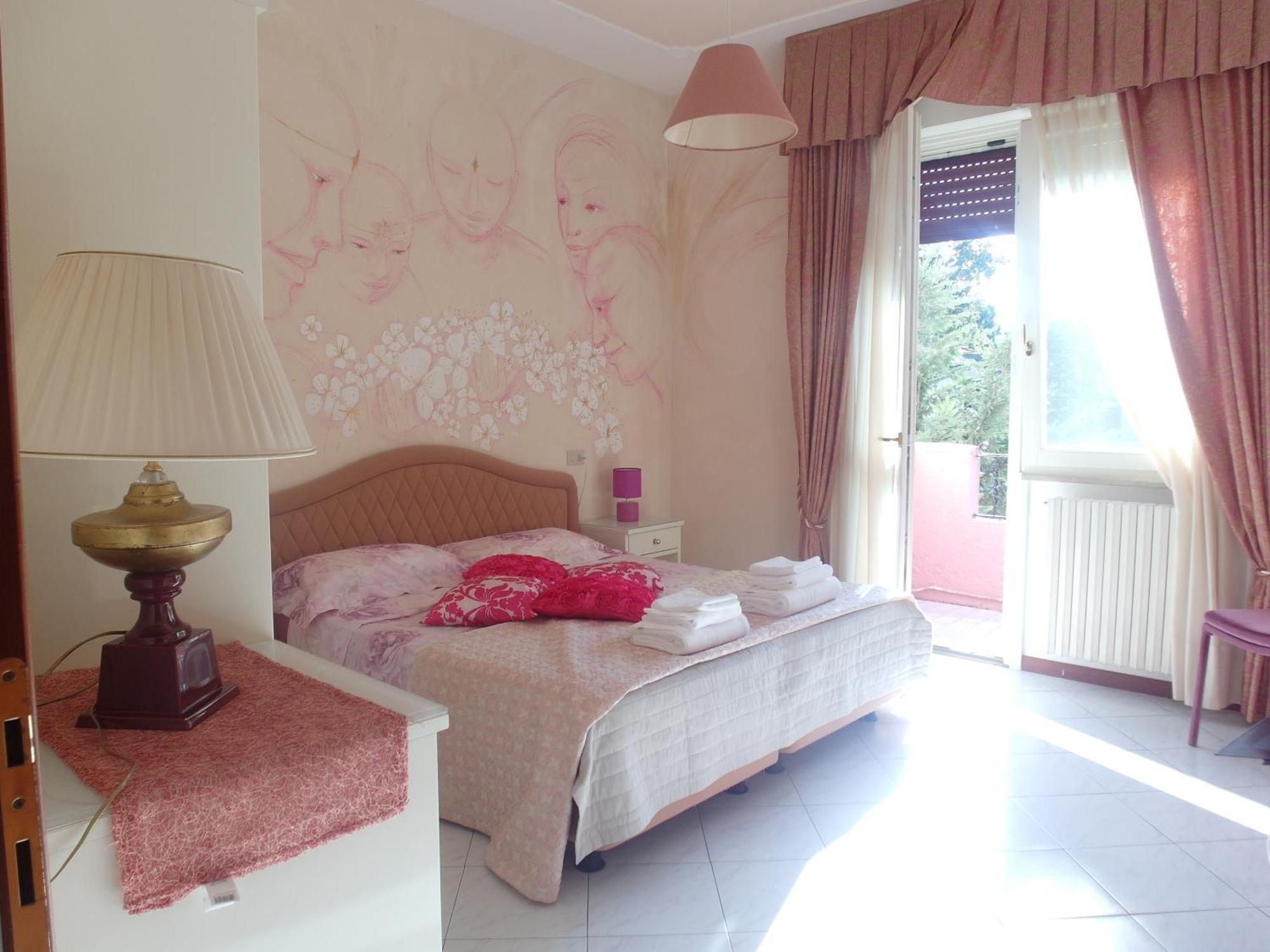 Hotel Julia Llido Degli Estensi Εξωτερικό φωτογραφία