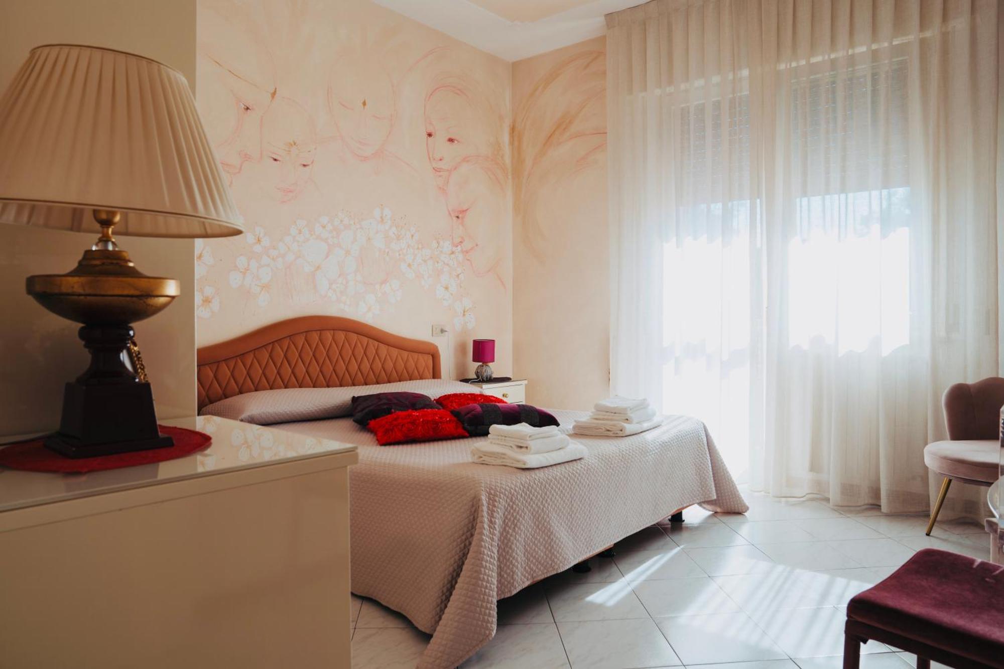 Hotel Julia Llido Degli Estensi Εξωτερικό φωτογραφία