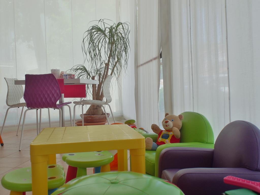 Hotel Julia Llido Degli Estensi Εξωτερικό φωτογραφία