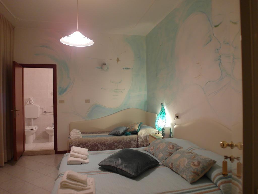 Hotel Julia Llido Degli Estensi Εξωτερικό φωτογραφία